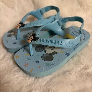 Havaianas Baby Disney Classics Sandals with Back Strap Mickey Mouse | Size: 7C